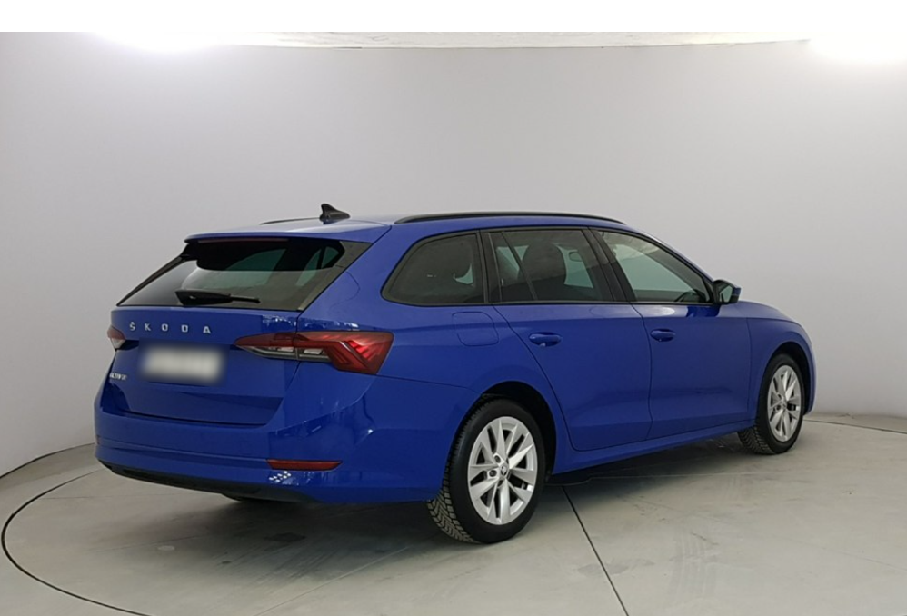 Skoda Octavia IV Kombi Blue Automat